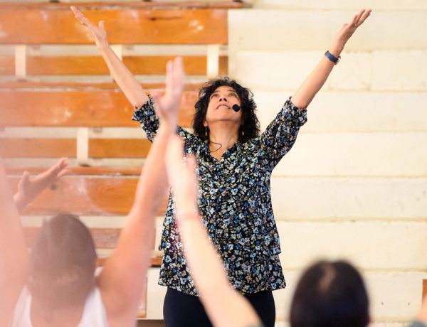 Licia Sky leading an exercise